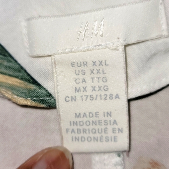 - *EUC𝅺* H&M WHT/Floral Casual Short Dress - Picture 6 of 7